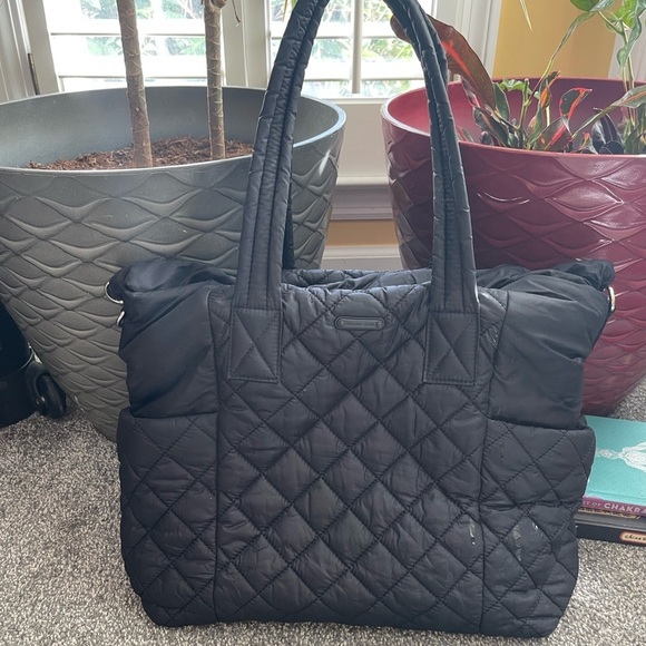 Michael Kors black quilted gym bag - Picture 1 of 5